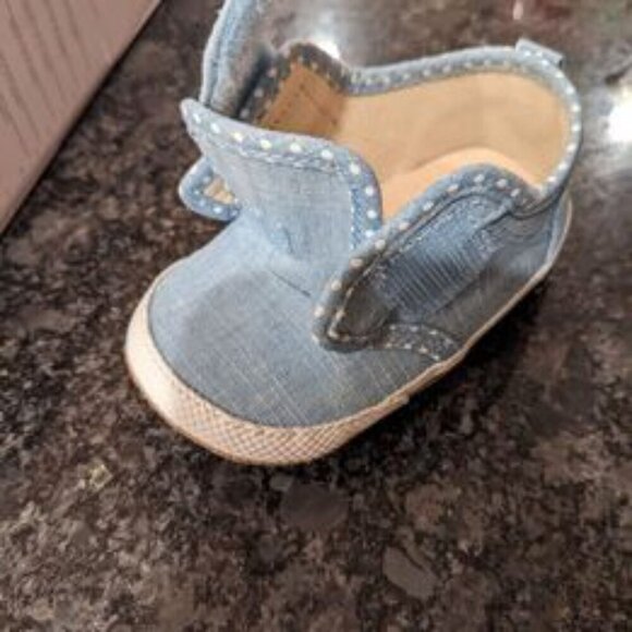 Brand New Robeez First Kicks Baby Sneakers - Picture 4 of 4